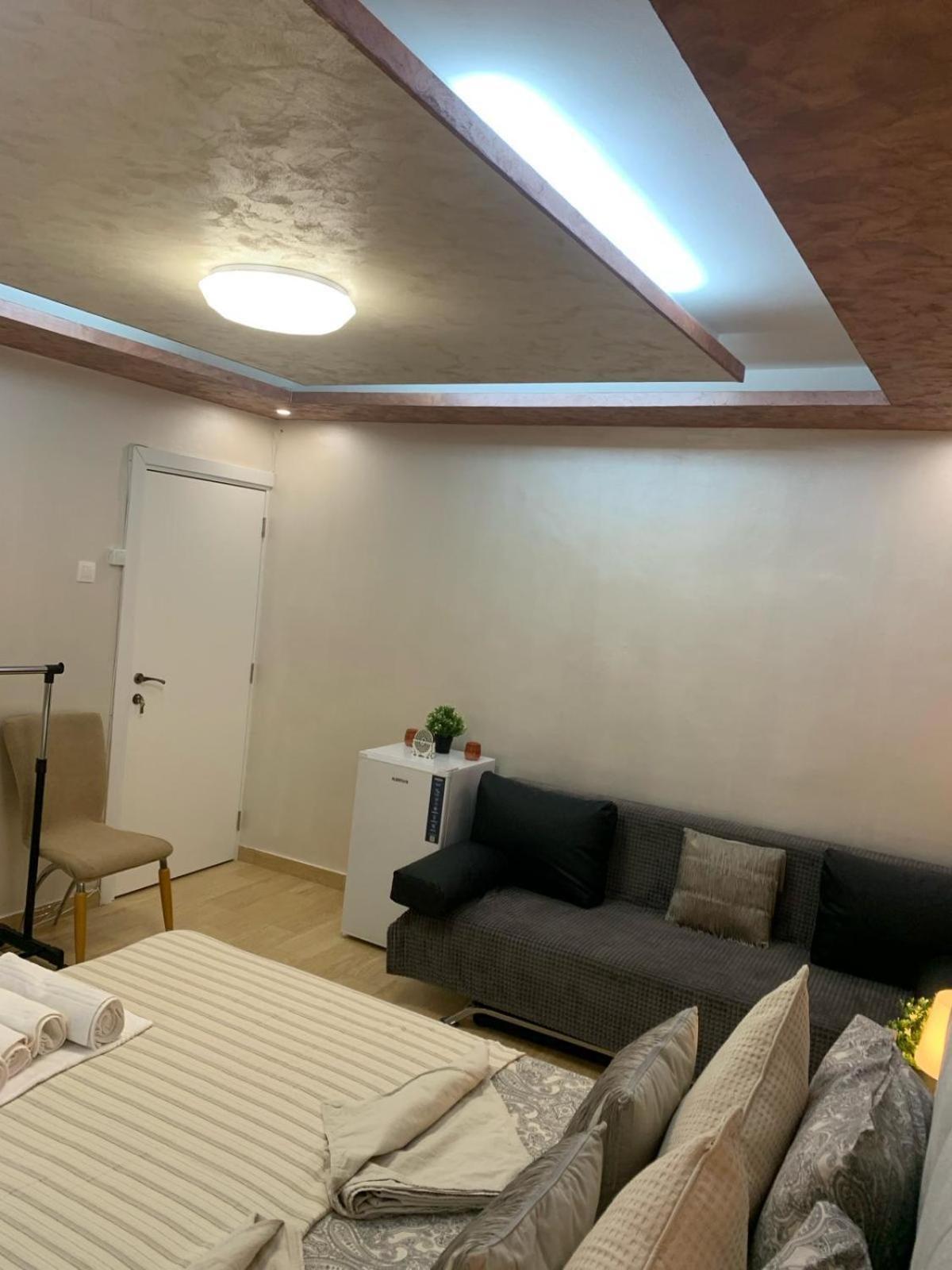 Apartament Centru Bucarest Esterno foto